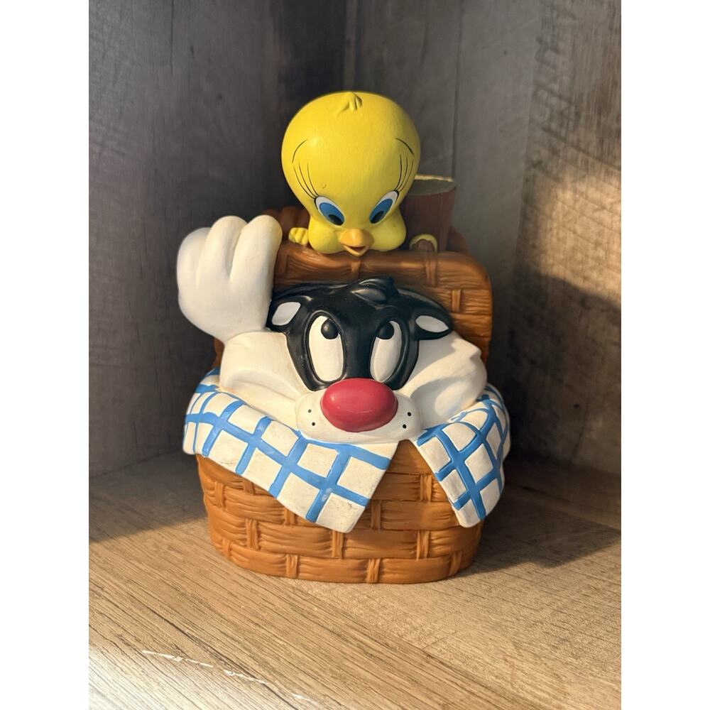 VTG 1999 Warner Bros Looney Tunes Tweety Bird Sylvester Coin Piggy Bank No Plug